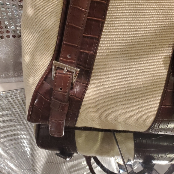 Coldwater Creek Ivory And Tan Shoulderbag - Picture 3 of 8